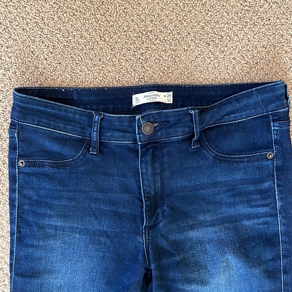 Abercrombie & Fitch Skinny Jean Size 6L (28W 31L) - Picture 2 of 3